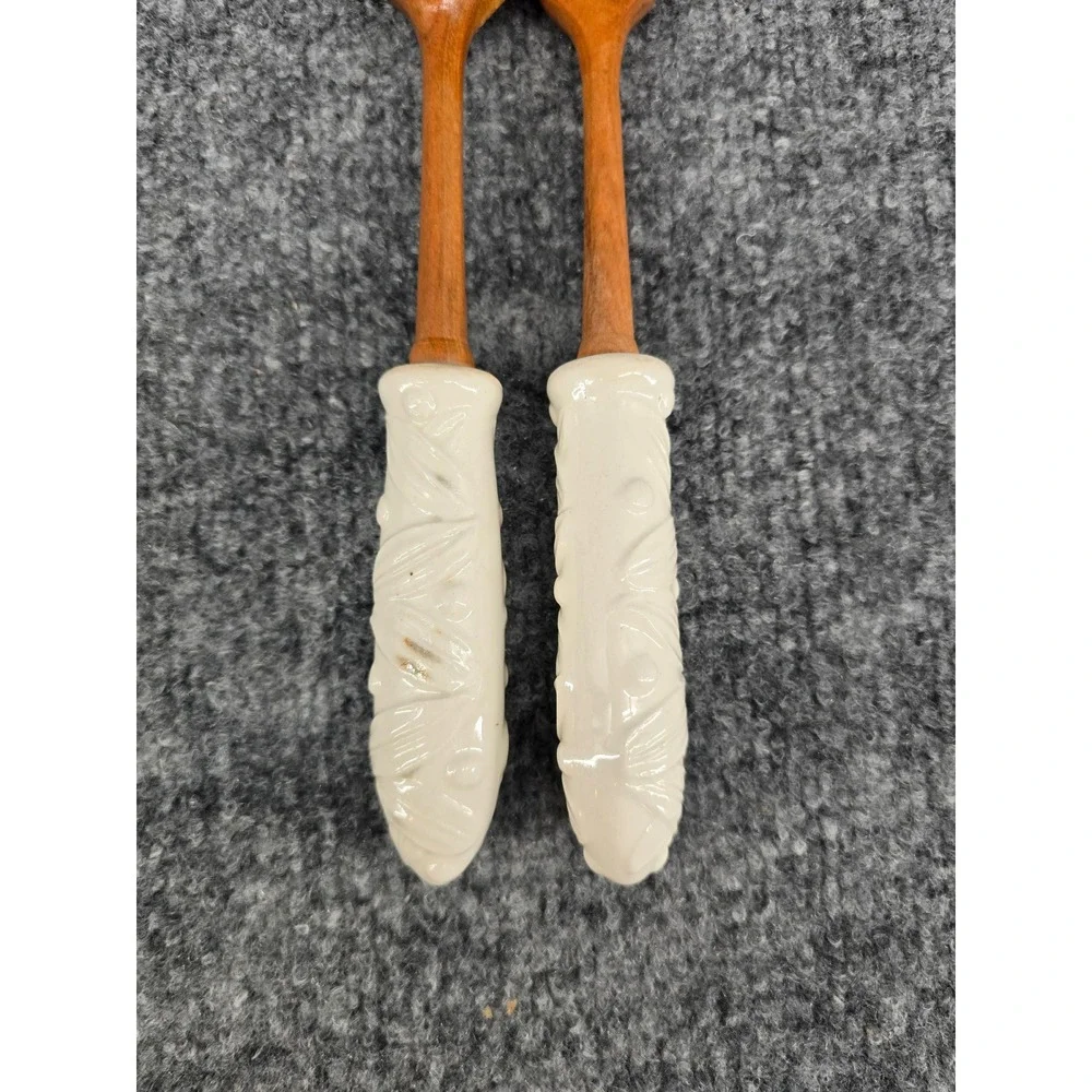 Vtg Salad Servers Set Tan Wood w/ White Ceramic Leaf Handles 70s Cottagecore